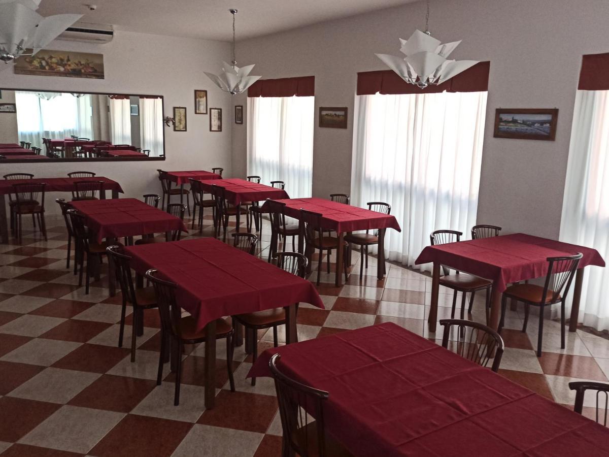 Hotel Danubio Беллария-Иджеа-Марина Экстерьер фото
